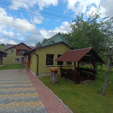 Rukavichka Lodge Pilipets