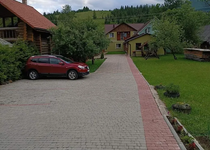Rukavichka Lodge