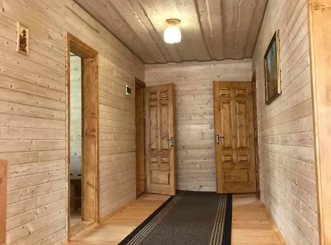 Rukavichka Lodge Pilipets